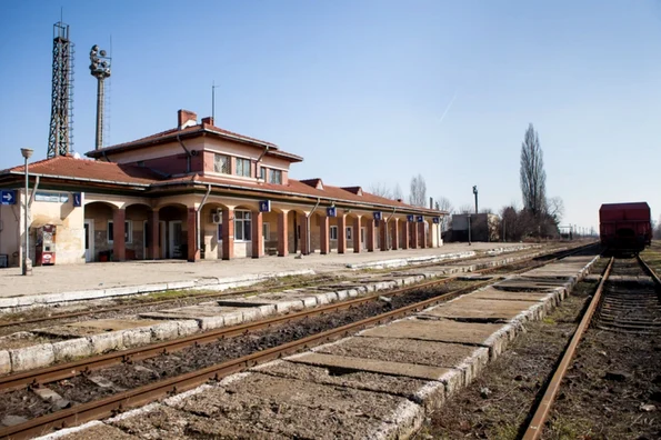 Gară cu o istorie de 60 de ani din București va fi demolată. În locul ei vor apărea o stație de metrou și un nou terminal feroviar